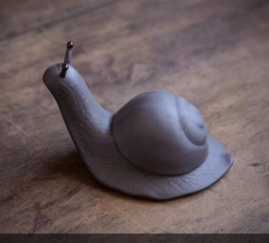Snail Tea Pet Yixing Zisha Purple Clay Filter Net Creative Tea Strainer Mascot