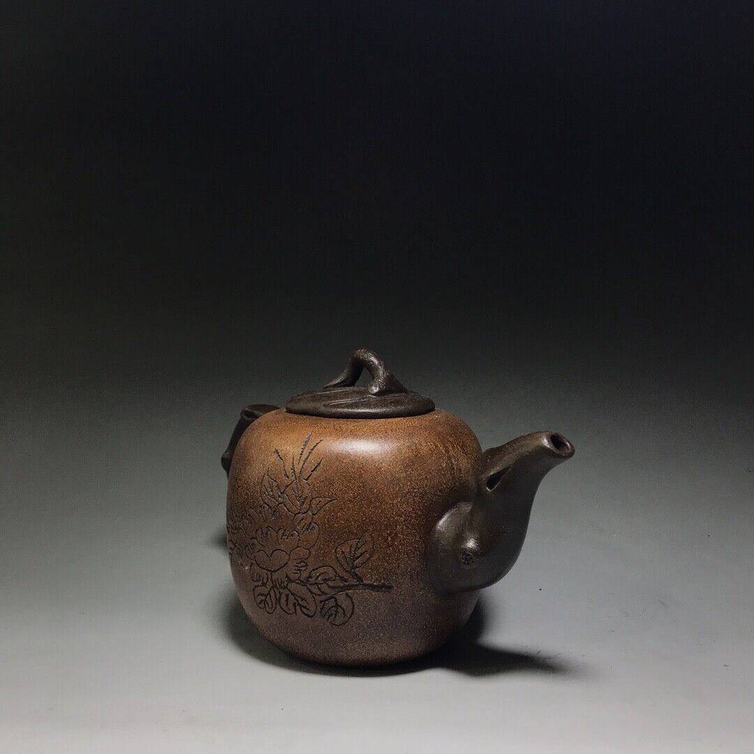 Chinese Yixing Zisha Clay Handmade Exquisite Teapot（寿元 底款：吴月亭）