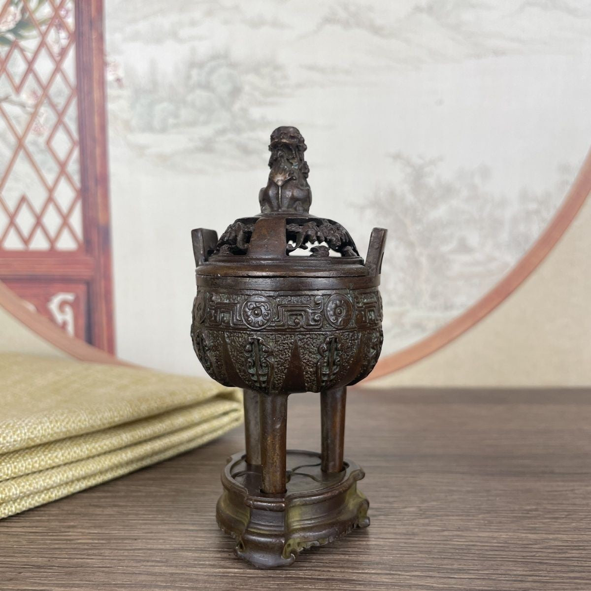 Antique Bronze Tripod Censer Lion Lid Incense Burner for Tea Ceremony