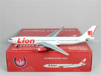 1:400 Phoenix Lion AIRLINES AIRBUS 330-300 Airplane Diecast Aircraft Plane Model