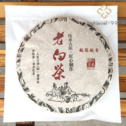 257g 2018 White Tea Cake Shoumei Gongmei Fuding Sun‑Dried Aged Compressed Tea