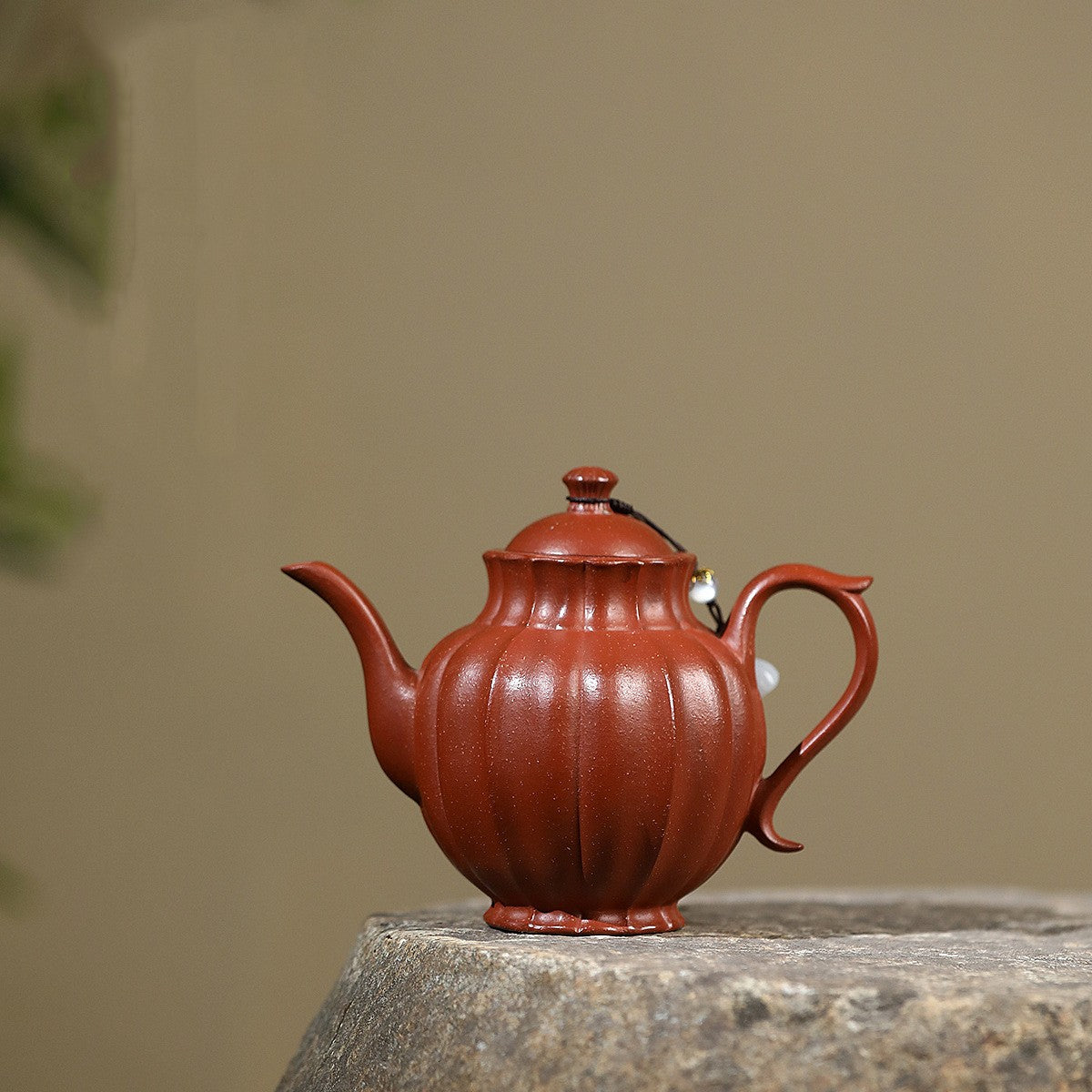 310ml Retro Yixing Purple Clay Teapots Handmade Raw Ore Mud Kettle