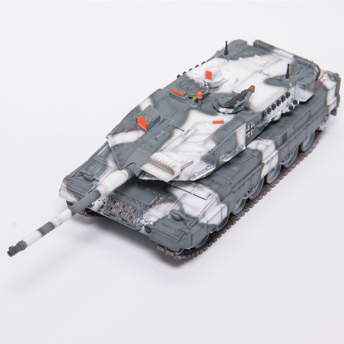 Panzerkampf 1/72 German Leopard 2A7 Main Battle Tank Snow Painted Finished model