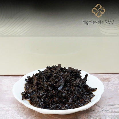 200g Ripe Pu'er Tea Cake Bulang Mountain Early Spring First Flush Fermented