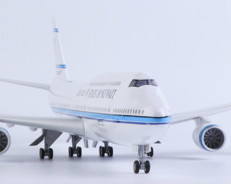 47CM 1:160 STATE OF KUWAIT BOEING 747-8 Airplane Landing Gears Resin Model