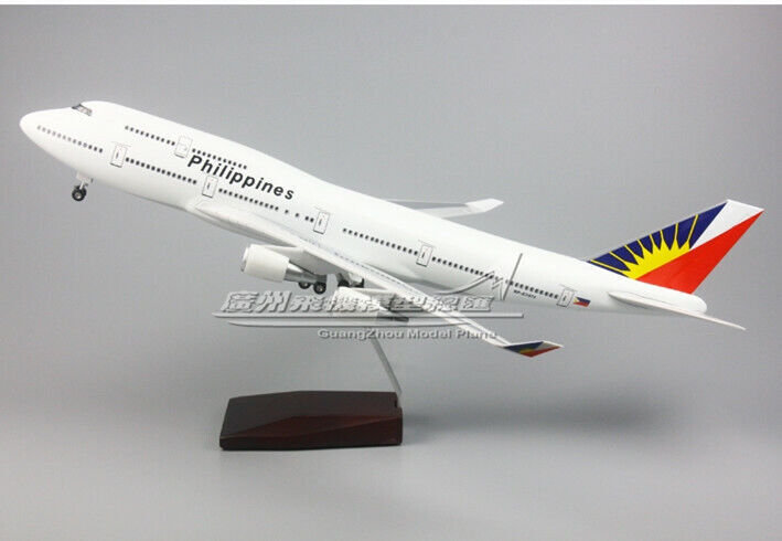 1:150 47CM Philippines BOEING 747-400 Airplane Landing Gear Resin Aircraft Model
