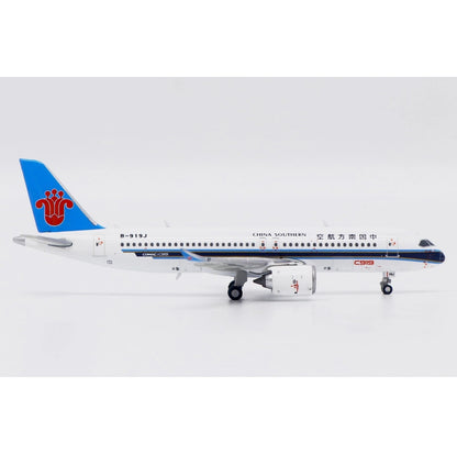 1:400 JC Wings China Southern Comac C919 Passenger Airplane Diecast Plane Model