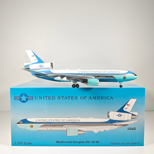 1:200 B-Models UNITED STATES OF AMERICA DC-10-40 Diecast Aircraft Plane Model