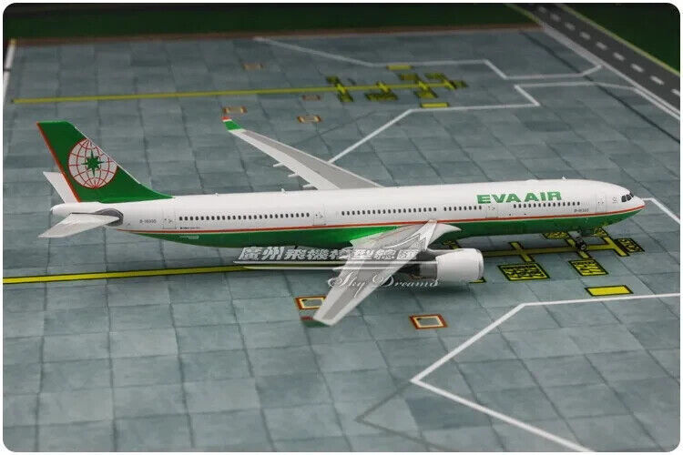 1:400 Phoenix EVA AIR AIRBUS A330-300 Passenger Airplane Plane Diecast Model