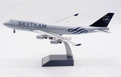 for ALBATROS China Airlines for Boeing 747-400 B-18211 SkyTeam 1:200 plane Model