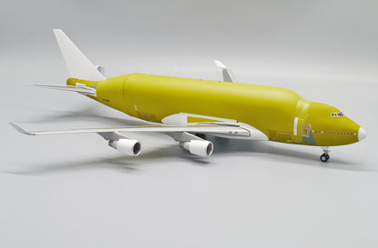 1:200 JC Wings Boeing Plane B747-400LCF Yellow Livery Diecast Aircraft Model