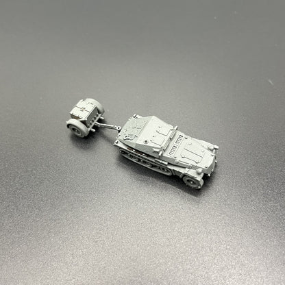 1/144 Sdkfz-252-253 Tank Model