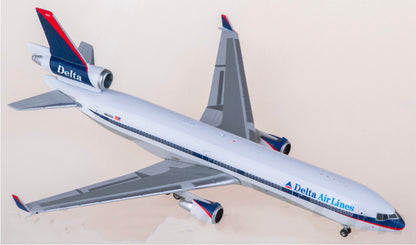 1:400 Phoenix Delta Air Lines MD-11 Airplane Diecast Aircraft Plane Model