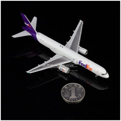 1:400 GeminiJets FedEx BOEING 757-200SF Airplane Diecast Aircraft Plane Model