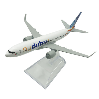 1/400 Scale Dubai Airplanes B737 Model Airplane Diecast Alloy Plane With Stand