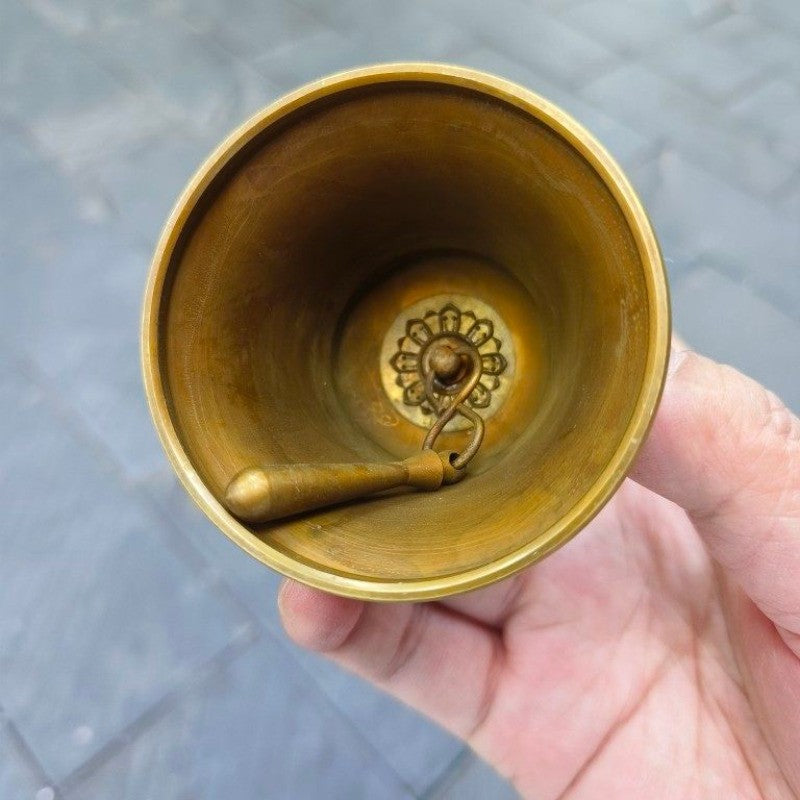 13cm Brass Five Shares King Kong Hand-cranked Bell Collection Decoration
