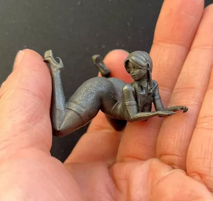 Black Brass Lying Sexy Girl Statue Art Beauty Model Artworks