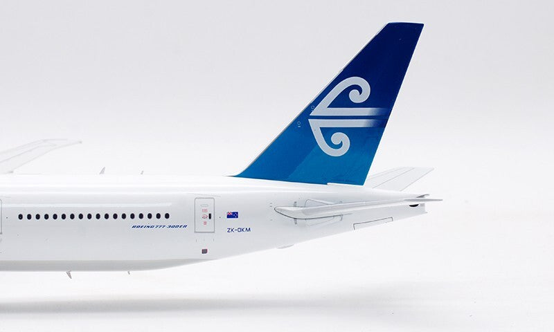 1:200 37CM InFlight AIR NEW ZEALAND BOEING 777-300ER Airplane Diecast Model