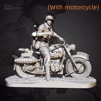 90mm resin figure model WW II European Army Motorcyclists (with motorcycles)