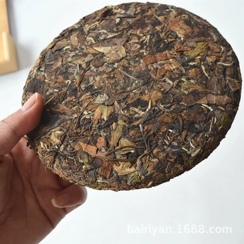 1050g White Tea Cake Organic Premium Aged Fuding Shou Mei Long Life Eyebrow Tea