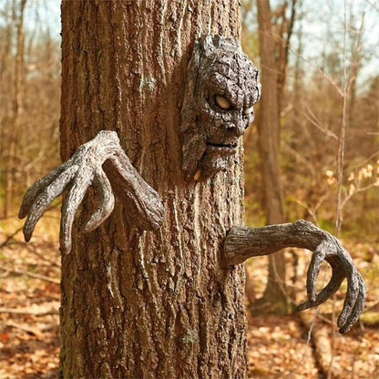 Tree Bark Face Halloween Outdoor Garden Statue Ghost Face Sculpture Decoration
