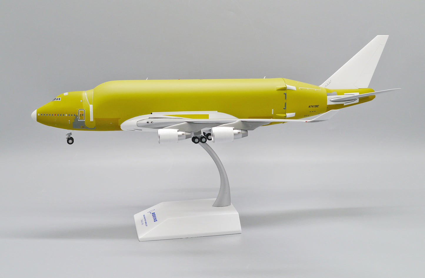 1:200 JC Wings Boeing Plane B747-400LCF Yellow Livery Diecast Aircraft Model