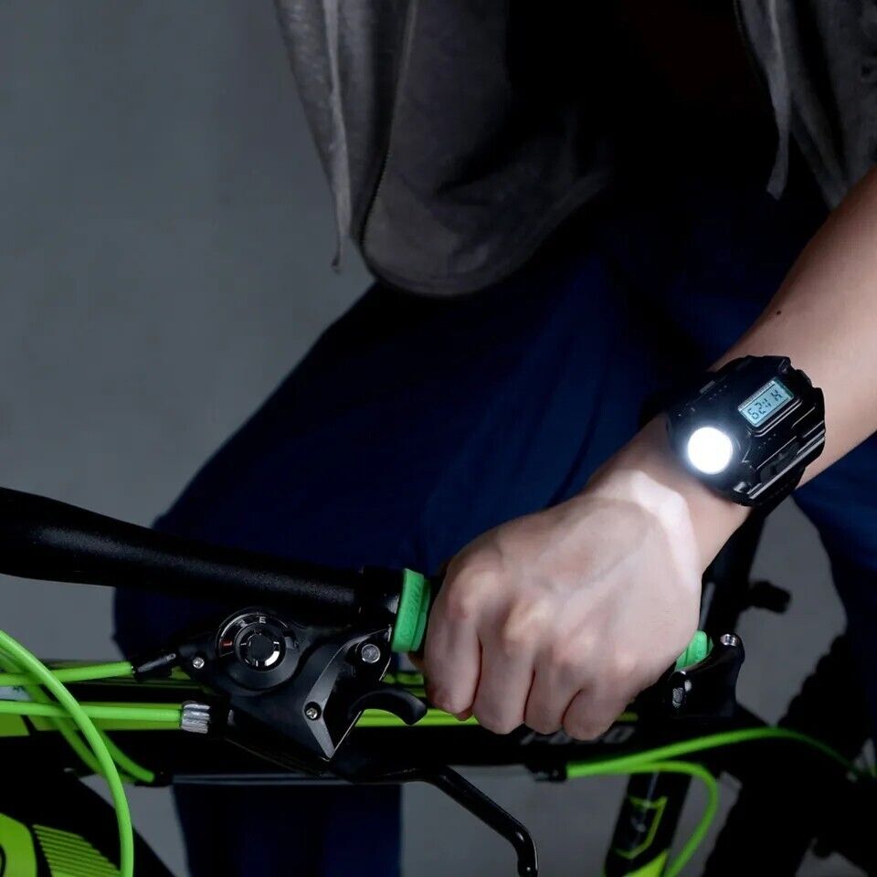Reloj Super Briilante Tactico Potente Autodefensa Recargable Pulsera Impermeable