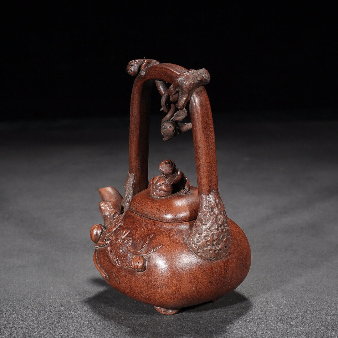 Chinese Yixing Zisha Clay Handmade Exquisite Teapot （五代封侯 底款：陈鸣远）