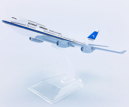 16cm Kuwait Airways Boeing 747-400 Passenger Airplane Diecast Metal Plane Model