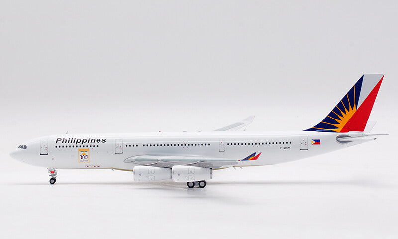 1:200 30CM InFlight Philippines AIRBUS A340-200 Aeroplane Diecast Aircraft Model