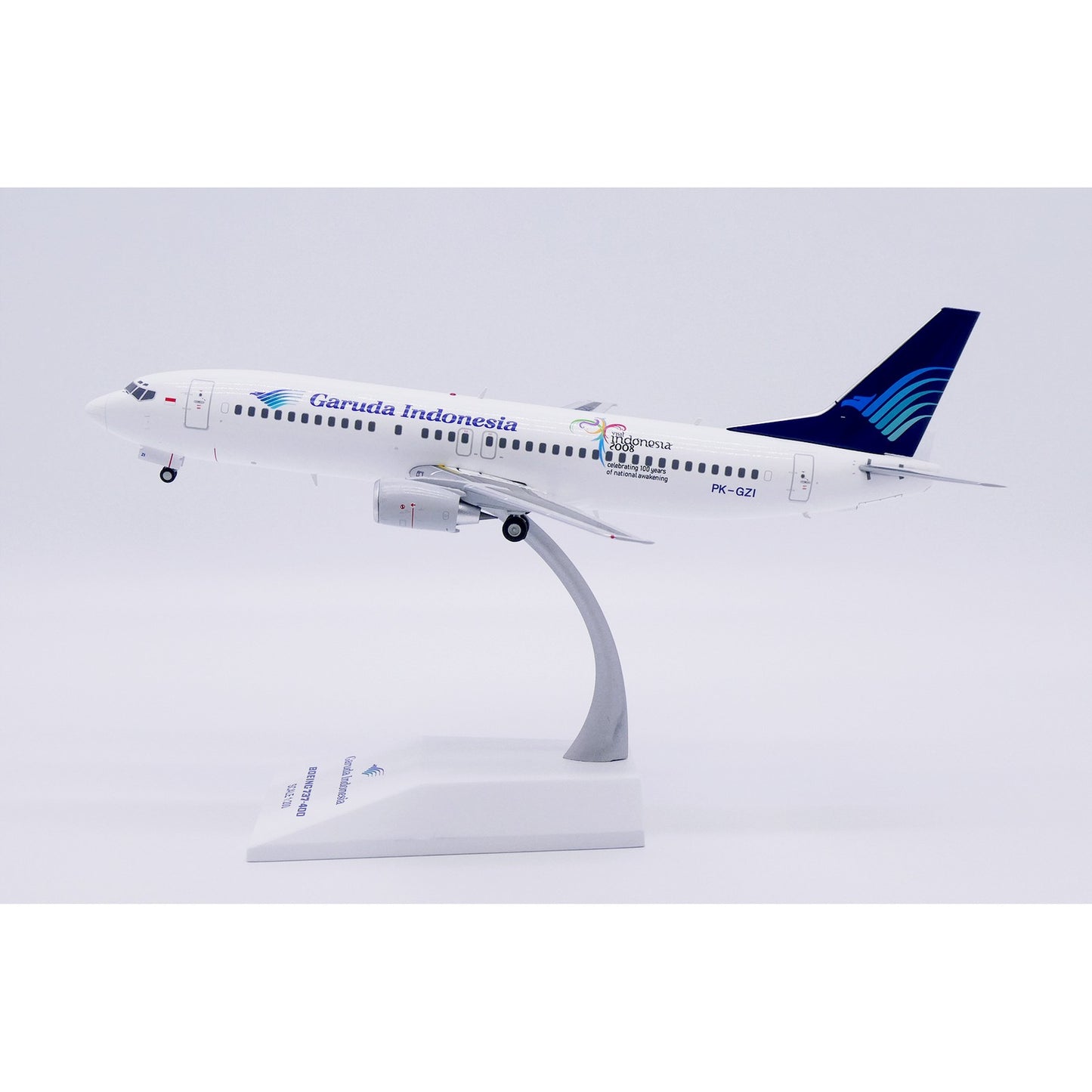 1:200 JC Wings Garuda Indonesia Boeing 737-800 Airplane Diecast Aircraft Model