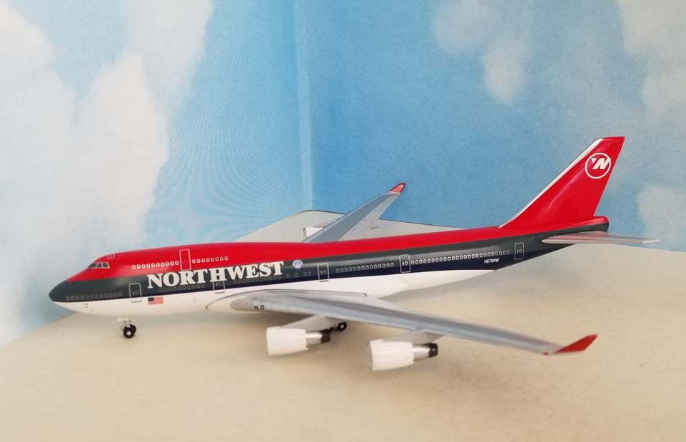 1:400 AeroClassics NORTHWEST BOEING 747-400 Passenger Airplane Diecast Model