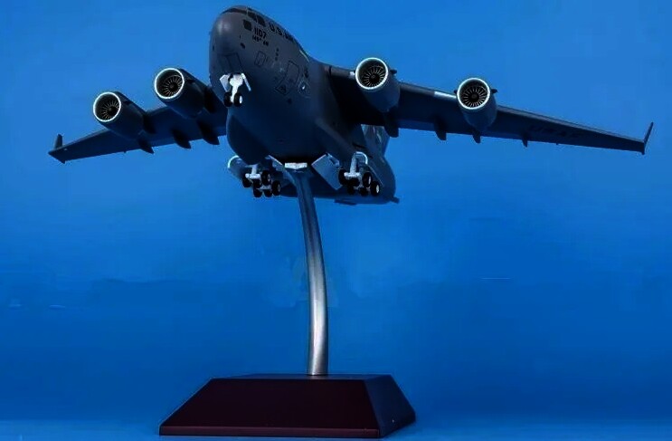 1:200 GeminiJets U.S. AIR FORCE Boeing C-17A Globemaster III Plane Diecast Model