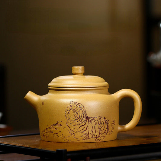 China Yixing Zisha Pottery Gold Section Clay Handmade 300cc Tiger Teapot 威震八方德鈡