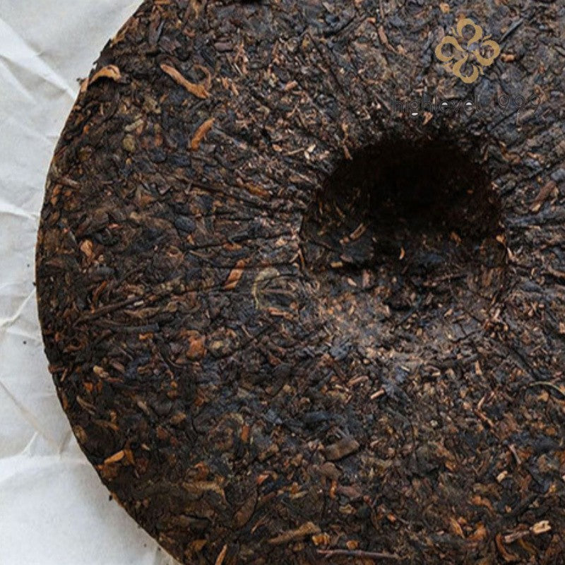 357g Gong Ting Ripe Puer Tea Cake Golden Flower Yunnan Aged Mellow Sweet Tea