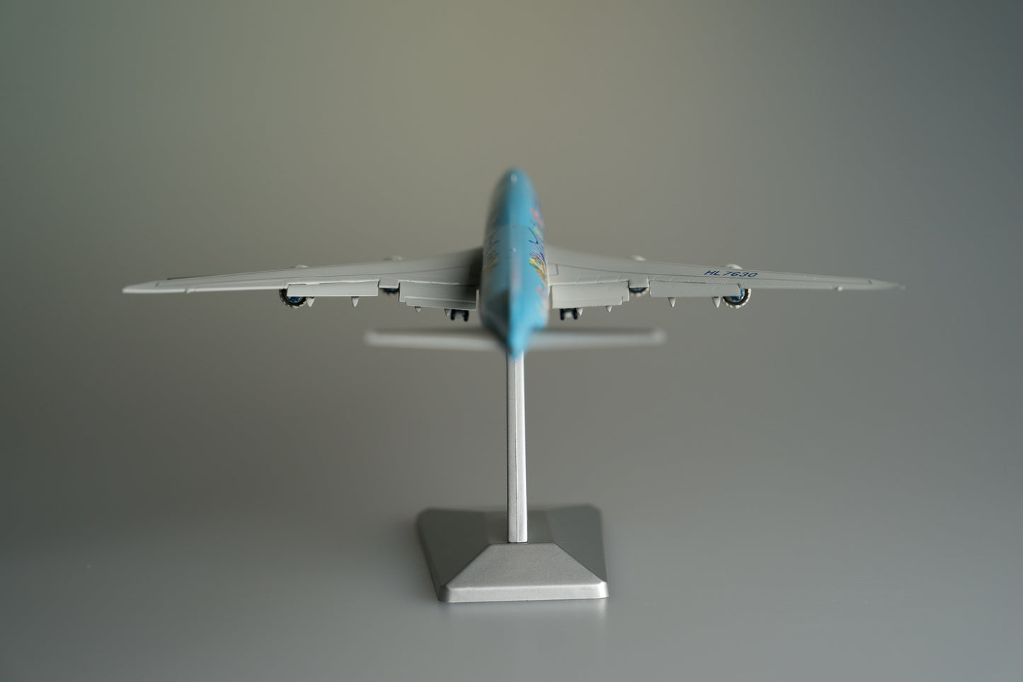 1:400 YY Wings KOREAN AIR BOEING 747-8 Flap Down Aircraft Diecast Airplane Model