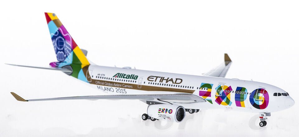 1:400 Phoenix ETIHAD AIRWAYS AIRBUS A330-200 Passenger Airplane Diecast Model