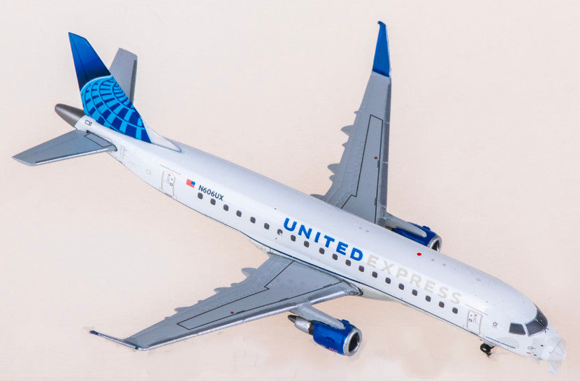 1:400 Geminijets United Airlines Embraer ERJ-175 N606UX Airplane Diecast Model