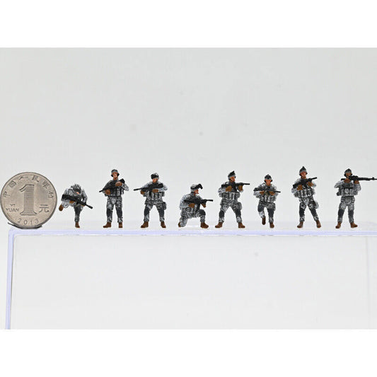 Sanrong 1/72 U.S. Modern Infantry Group Of 8 Can Be Soldiers With Tank Model Toy
