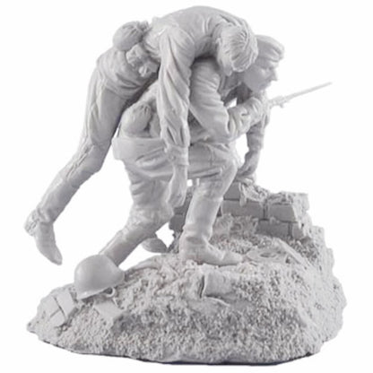 1:35 resin figure model Rescue of 2 Soviet wounded soldier Unassembled Unpainted