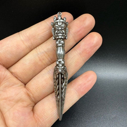 China Titben Retro Buddha Dorje Phurba Vajra Statue Vajra Pestle Amulet Pendant