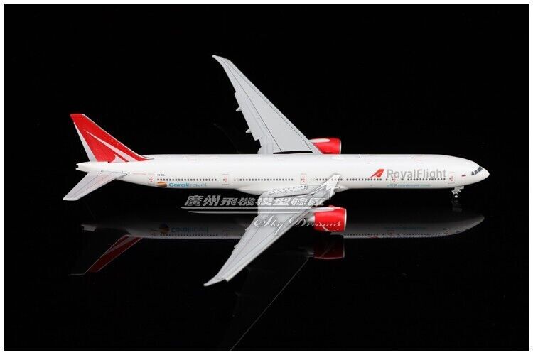 1:400 JC Wings RoyalFlight BOEING 777-300ER Airplane Flap Down Diecast Model