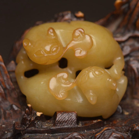 Antique Chinese Natural Hetian Jade Carving Beast Statue Nice Figurine Artwork