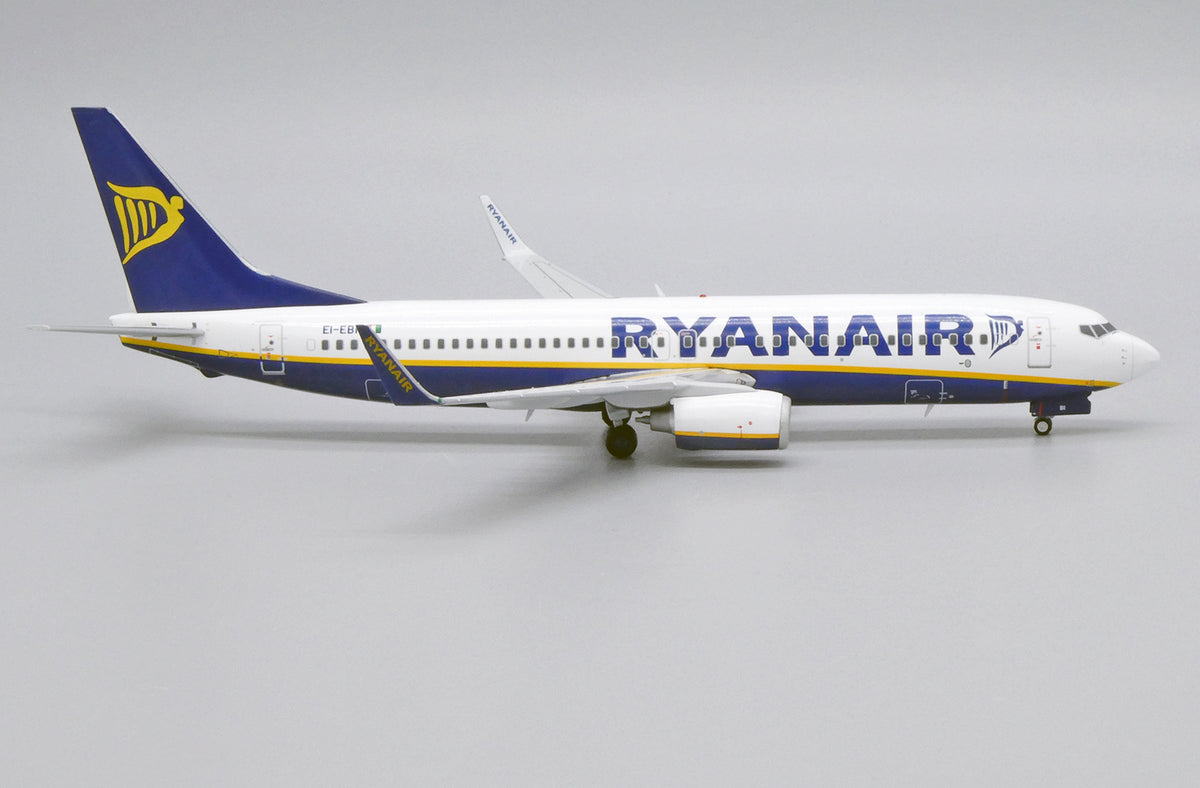 1:200 JC Wings Ryanair Boeing 737-800 Passenger Airplane Diecast Model