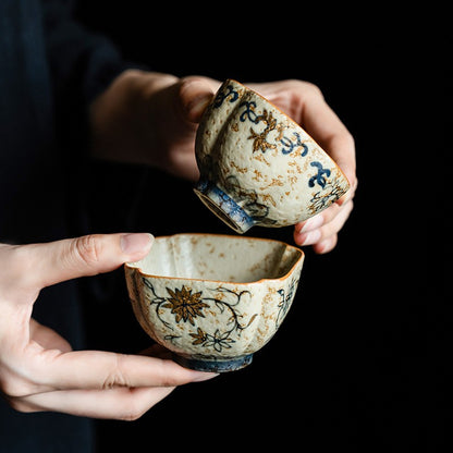 120ml Handpainted Gold Tracing Blue White Porcelain Master's Cup Tea Tasting Cup