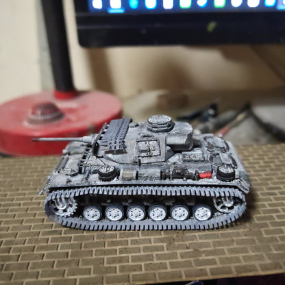 Homemade 1/72 German III L Battle Tank In Snow Finished Model Toys Ornament