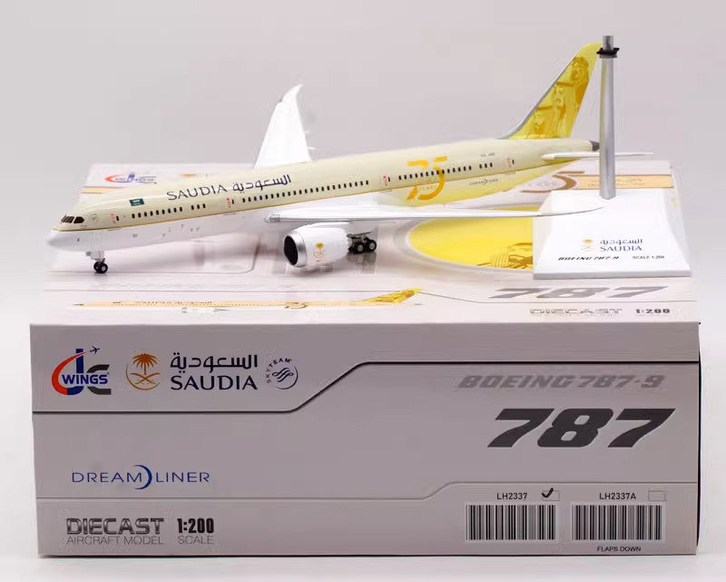 1:200 32CM JC Wings SAUDI ARABIA BOEING 787-9 Passenger Airplane Diecast Model