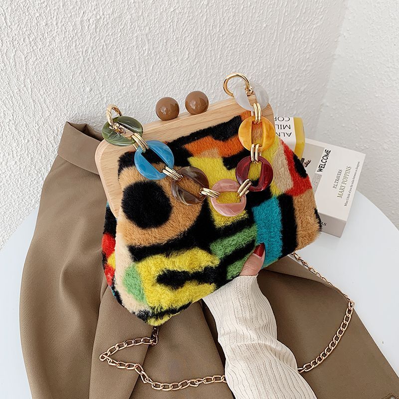 Winter Plush Shoulder Bag Wooden Clip Purse Handbags Crossbody Bag Chain Satchel