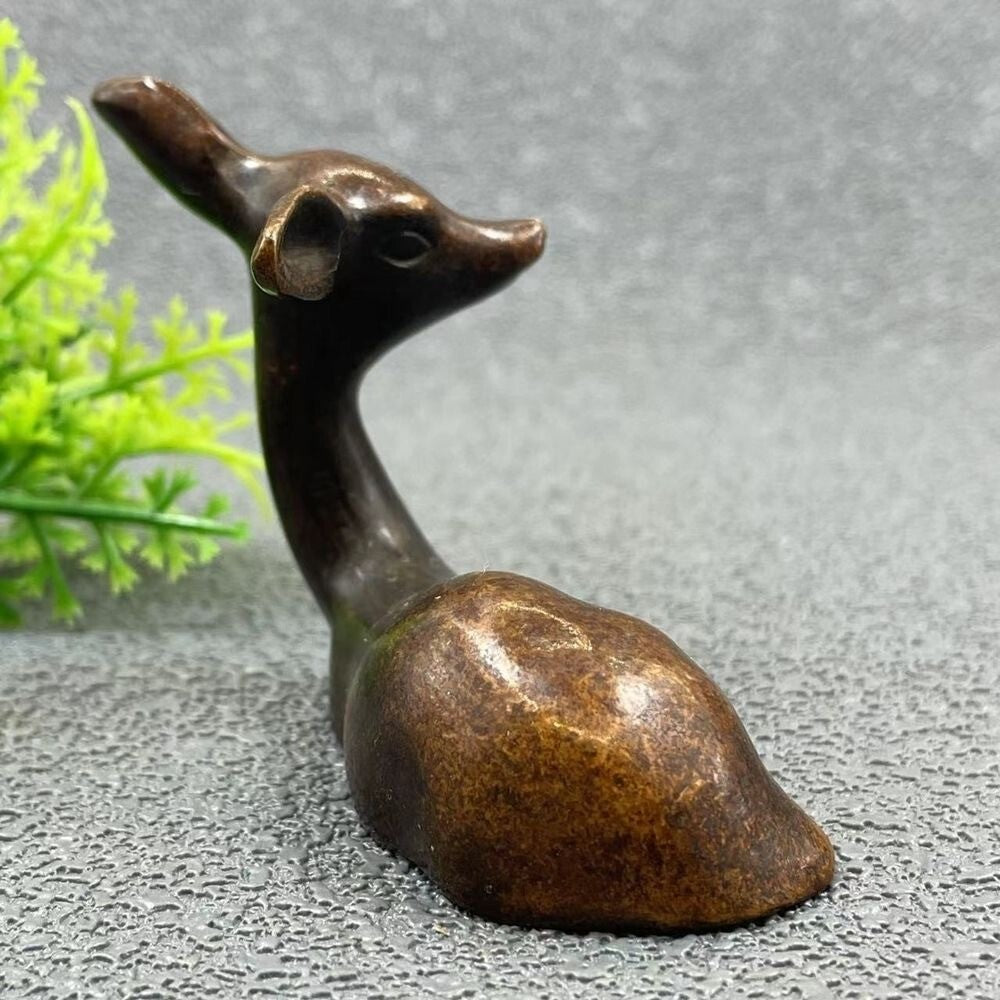 Deer Statue Retro Crafts Metal Carving Decoration Tea Pet Fawn Figurine Deerlet