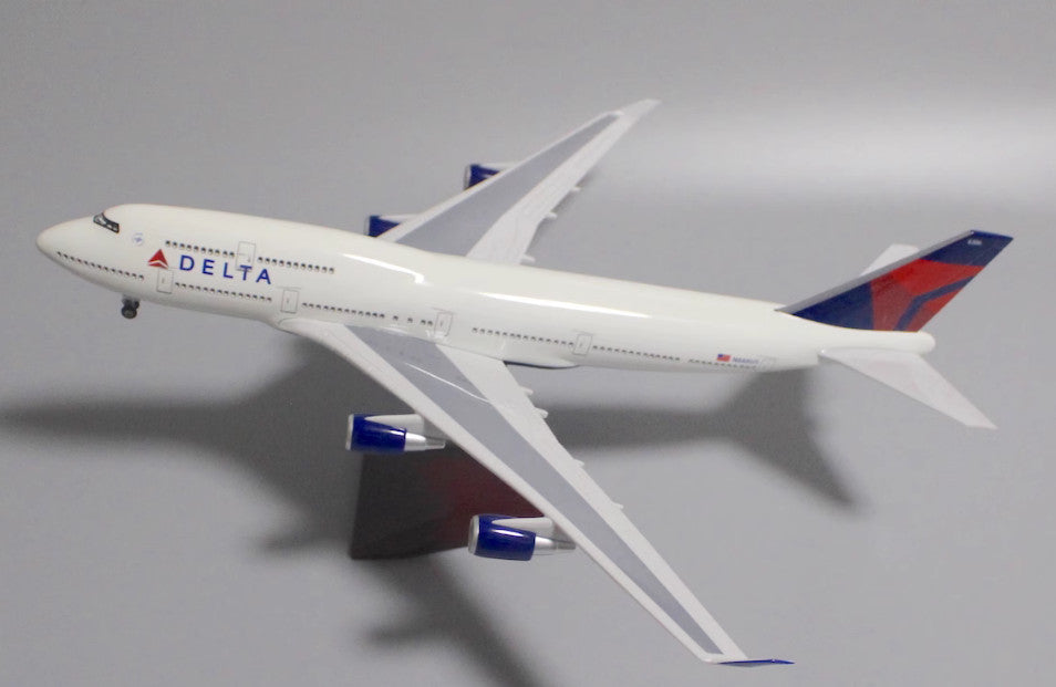 1:150 47CM DELTA BOEING 747-400 Airplane Plane Landing Gear Resin Aircraft Model